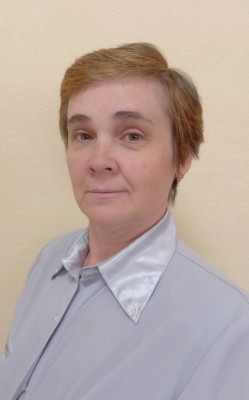младший воспитатель Старовская Марина Борисовна